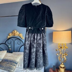 Girls Formal Black Velvet Dress NWT